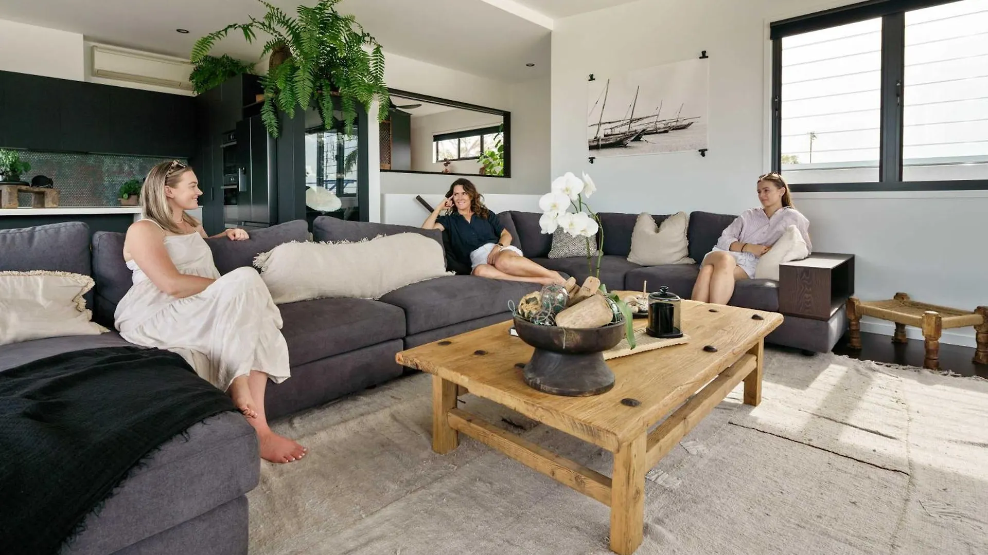 Kaiyo Retreat In Moffat Beach Caloundra Holiday home